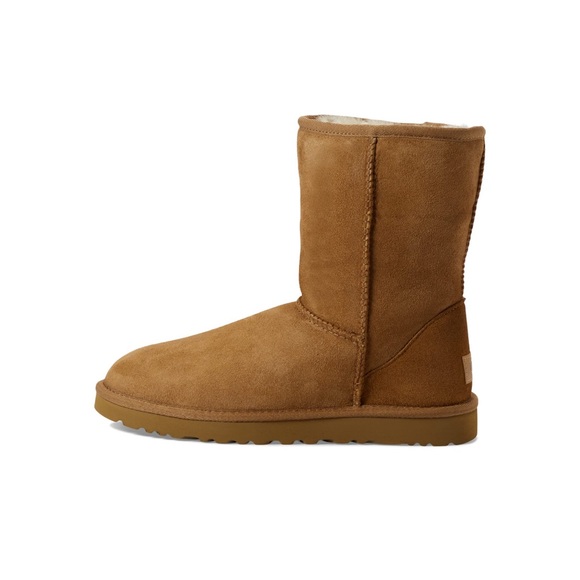 Uggs classic boot. Size 9 chestnut nwt - Picture 3 of 9